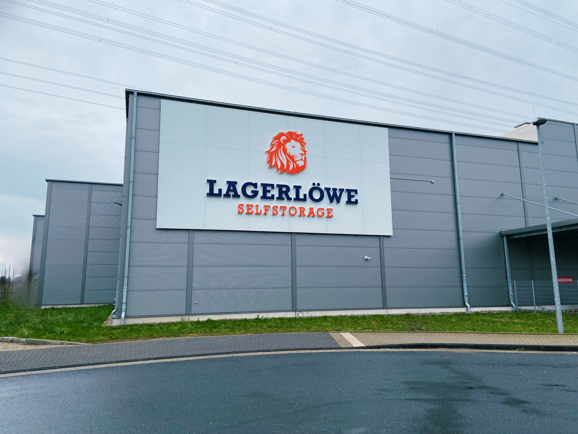 Lagerlöwe Facility Leipzig