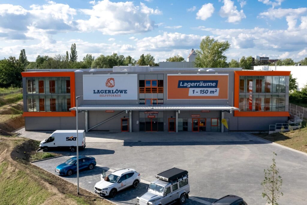 Lagerloewe Selfstorage Leipzig - Außenansicht